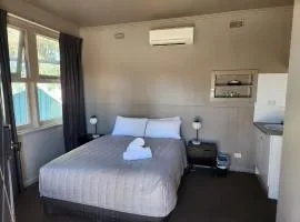 Calder Family Motel