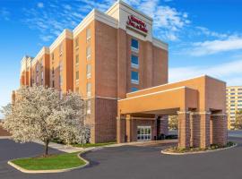 Hampton Inn & Suites Detroit/Airport Romulus, hotel berdekatan Willow Run Airport - YIP, Romulus