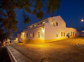 Betica Hotel Rural, hotel a Pias