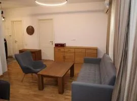 Cozy Flat near Metro with Balcony