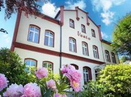 Hotel - Pension Vesta