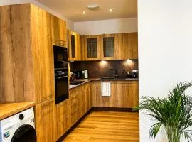 Deluxe-Wohnung in Wasserburg Bahnhof - 94m2 - Smart TV - Terrasse - NEU