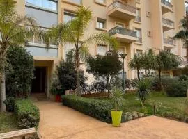 Appartement moderne équipé, situé au centre de Oujda