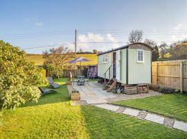 Shepherds Retreat, hotel in St Austell