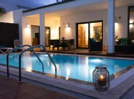 Villas Mamma Mia pool heat Private & Jacuzzi
