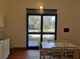 Nuraghe Ruiu Camping & Bungalow, μπανγκαλόου σε Norbello