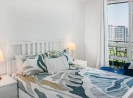 VIP Wing 2 Queen Beds - CN Tower & Lakeside - Free Parking