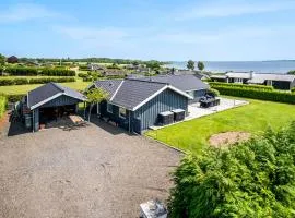 Stunning Home In Faaborg