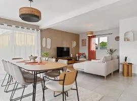 Maison rénovée haut de gamme - 4 chambres, terrasse, parking