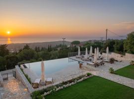 HELLOSUMMER luxury Apartments Kefalonia: Andip&aacute;ta Er&iacute;sou şehrinde bir spa k&uuml;vetli otel