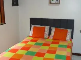 Apê confortável, com Alexa. Ótima localização