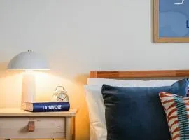 Crookes Gem with Garden & Alpacas Nearby