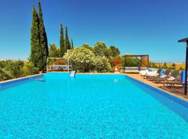 Quinta da Fornalha - Santuario Agroecologico, glamping site in Castro Marim