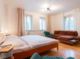 Holiday House Mária, villa in Závažná Poruba