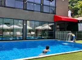 Wolf Of The City Hotel & SPA