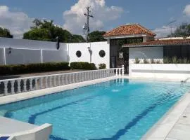 Hermosa casa en el centro de Ricaurte