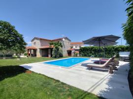 Villa Petric, ξενοδοχείο σε Divšići