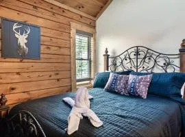 Cozy Cabin Near Smoky w Resort Pool & Grill