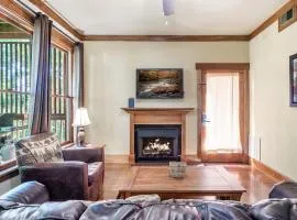 Charming Cabin Getaway w Hot Tub & Grill