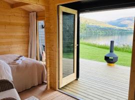 Unique and romantic Lakeside Experience, resorts de esqu&iacute; en Vossevangen