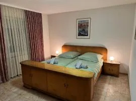 Apartment For Business & Holidays