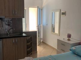 Vila Eri Ksamil, guest house in Ksamil