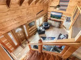 Smokies Getaway with Fire Pit Game Room & Hot Tub