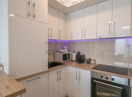 Apartman TRI KRALJA 1, Hotel in Banja Koviljača