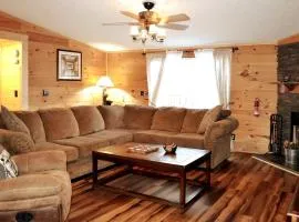 Cozy Cabin 3BR Retreat w Spacious Outdoors
