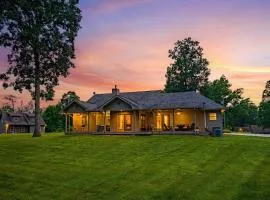 Luxury Cabin w Hot Tub Games Views await