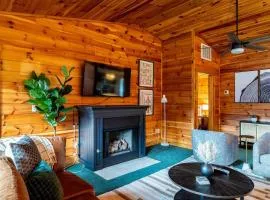 Spacious Family Home with Hot Tub Game & Play room
