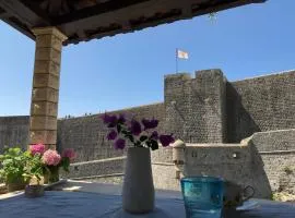 Apartment STONE by City Walls