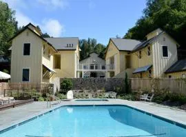 Farmhouse Inn