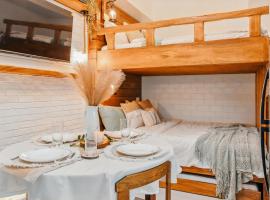 CABIN STUDIO in KL TOWER, Greenbelt, Makati! Max Capacity 6 pax!، كابينة في مانيلا