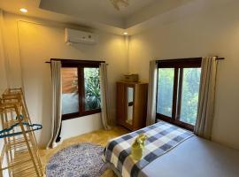The Peaceful Villa No2, hôtel à Thongsala