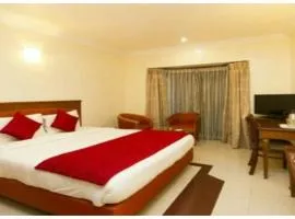 HOTEL NEW ASHIYANA PALACE VARANASI Near Kashi Vishwanath Temple And Ganga Ghat - #Wi-Fi and Room Service Facilities - Air Conditioning Room - Top Rated Hotel In Heart of City