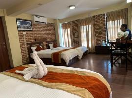 HOTEL LAYAKU DURBAR, hótel í Bhaktapur
