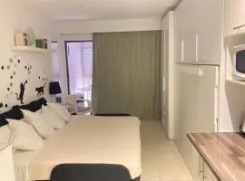 Great Hostels Apartments Carihuela