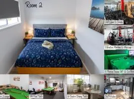 Hot Tub, Ice Bath, Gym, Sauna, Pool Table Coorparoo Haven