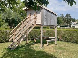 Camping Onlycamp Les Grenettes, hotel in La Varenne