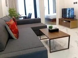 1 Bed Junior near Cleveland and Galleria Mall by Central Stay