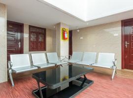 Super Hotel O Am Grandd, hotel di Tiruchchirāppalli