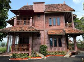 Villa surga hijau, hotel v destinaci Sangkanurip