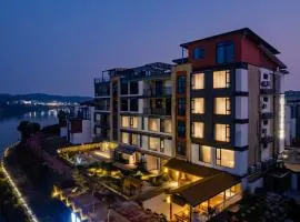 Huangshan Tunxi Shangjiexing Riverview Resort Hotel