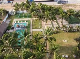 La Playa Beach Resort & Restaurant