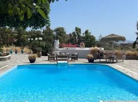 Casa Paros