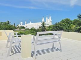 Velānganni Vinodth Homestay, hotel v destinaci Velankanni