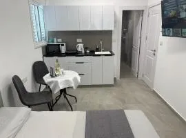 UpTown Suites