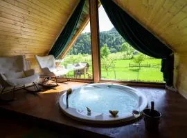 Șura cu Bule- jacuzzi privat
