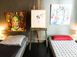 Zimmer in Atelierwohnung